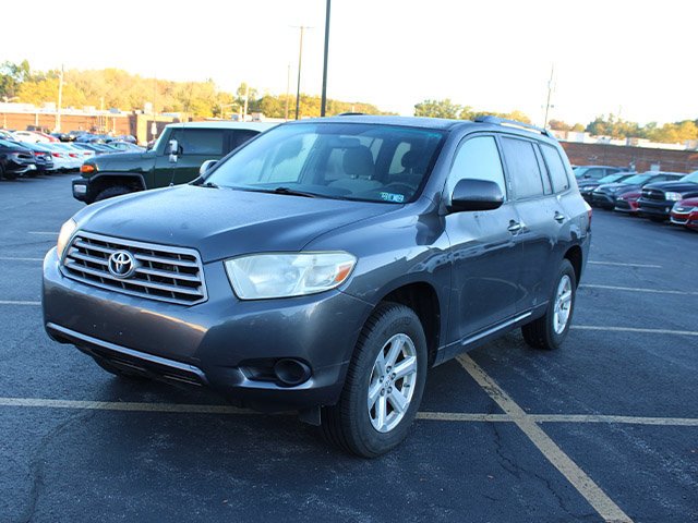Used 2009 Toyota Highlander Base with VIN JTEDS41A892075374 for sale in North Olmsted, OH