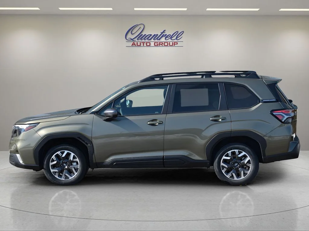 Used 2026 Autumn Green Metallic Subaru Premium image 6