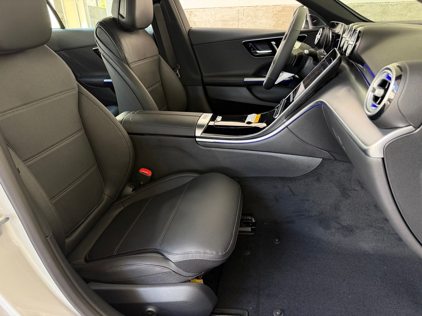 New 2026 MANUFAKTUR Alpine Grey Mercedes-Benz C 300 image 16