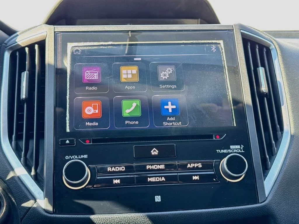 Used 2018 Gray Subaru 2.0i Limited image 17