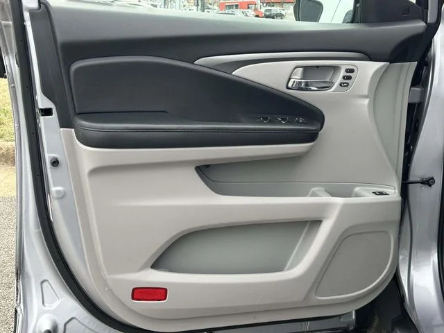 2019 Honda Pilot EX-L - Photo 28