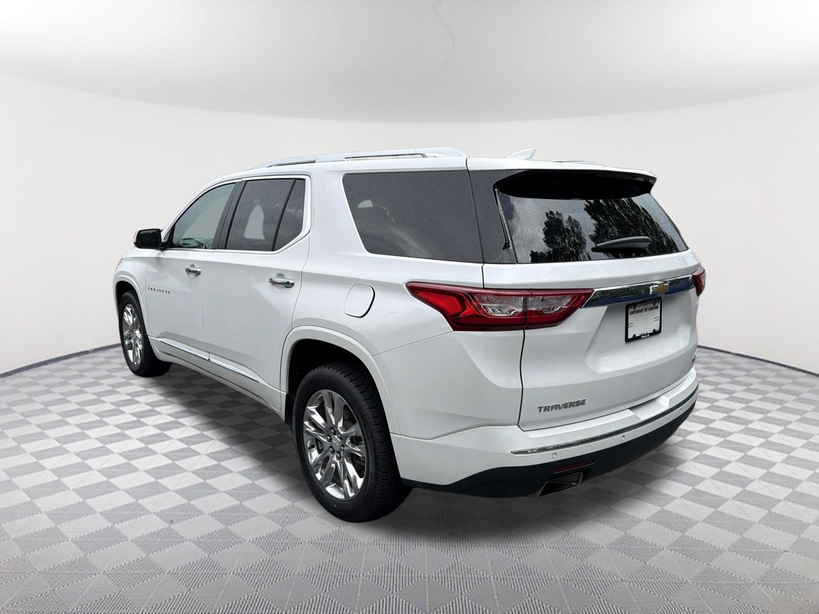 Used 2020 IRIDESCENT PEARL TRICOAT Chevrolet High Country image 7