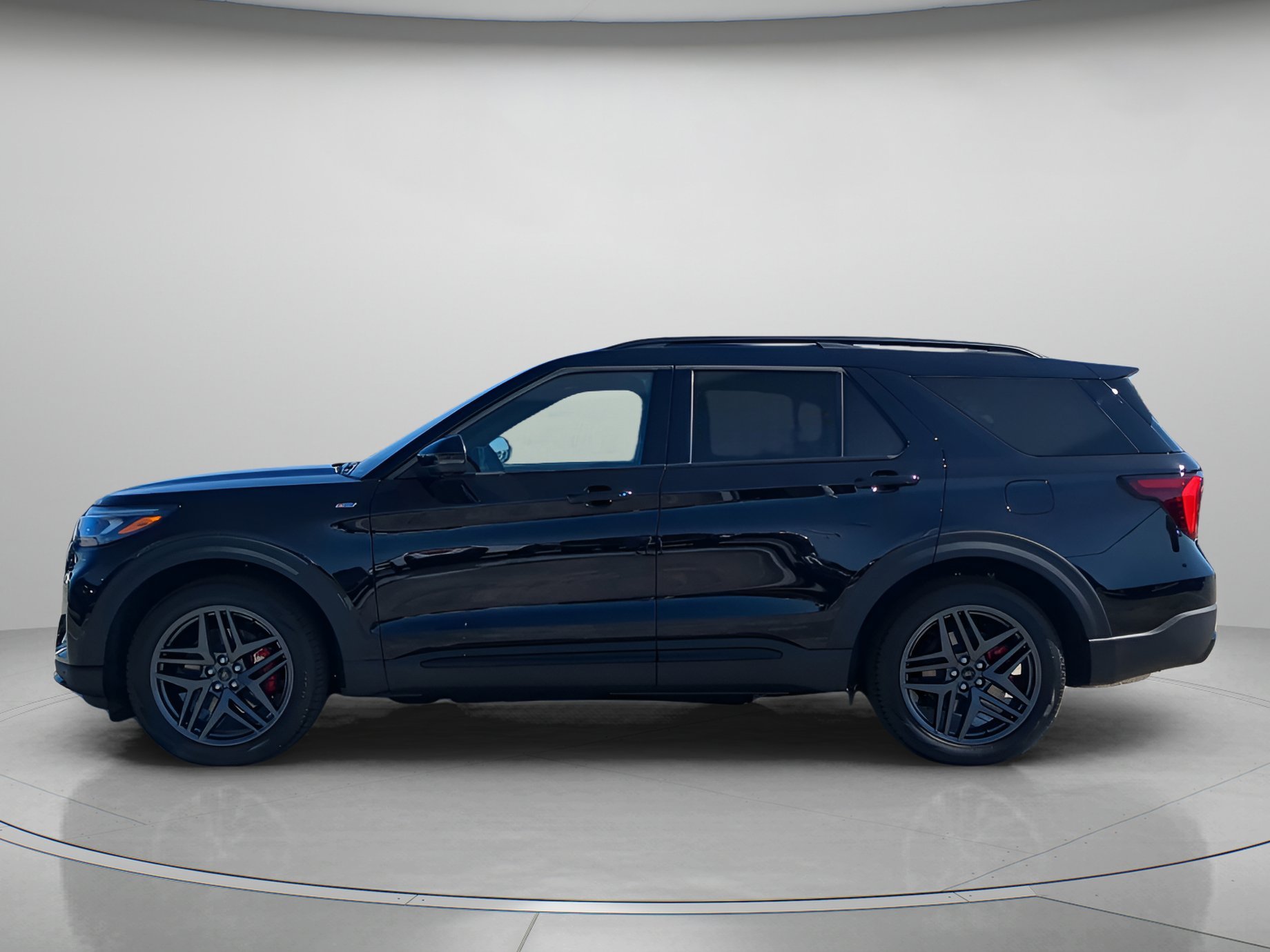 New 2026 Agate Black Metallic Ford ST-Line image 40
