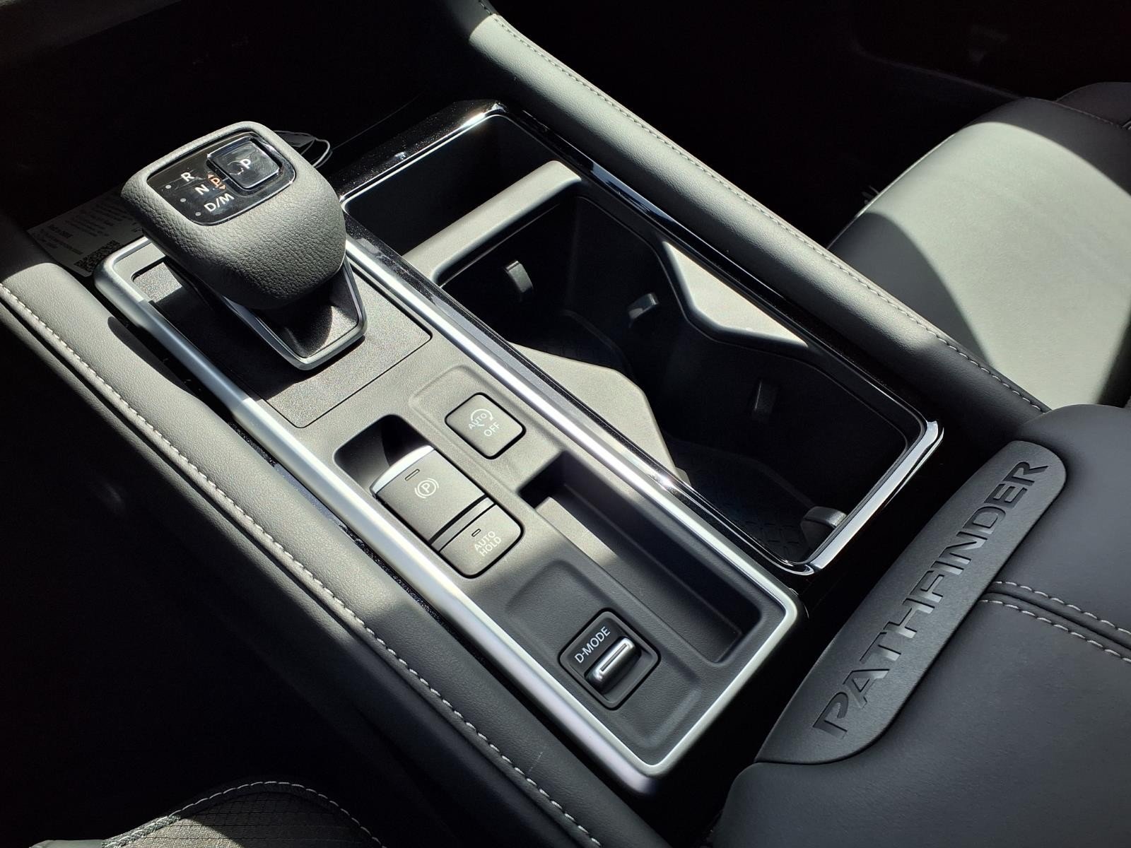 New 2026 Gun Metallic Nissan SL image 15