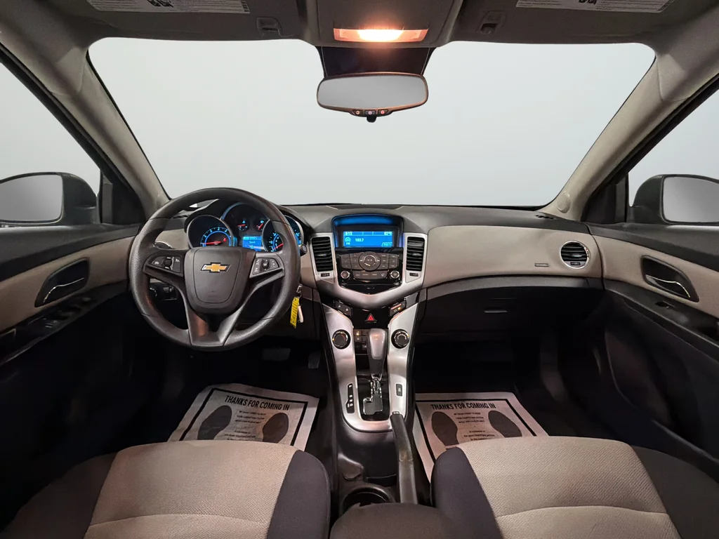 Used 2013 Gray Chevrolet LS image 8