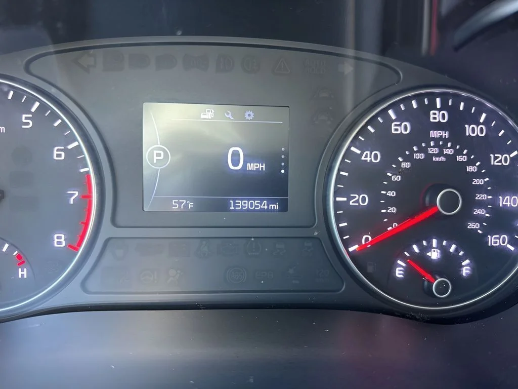 Used 2016 Gray Kia EX image 24