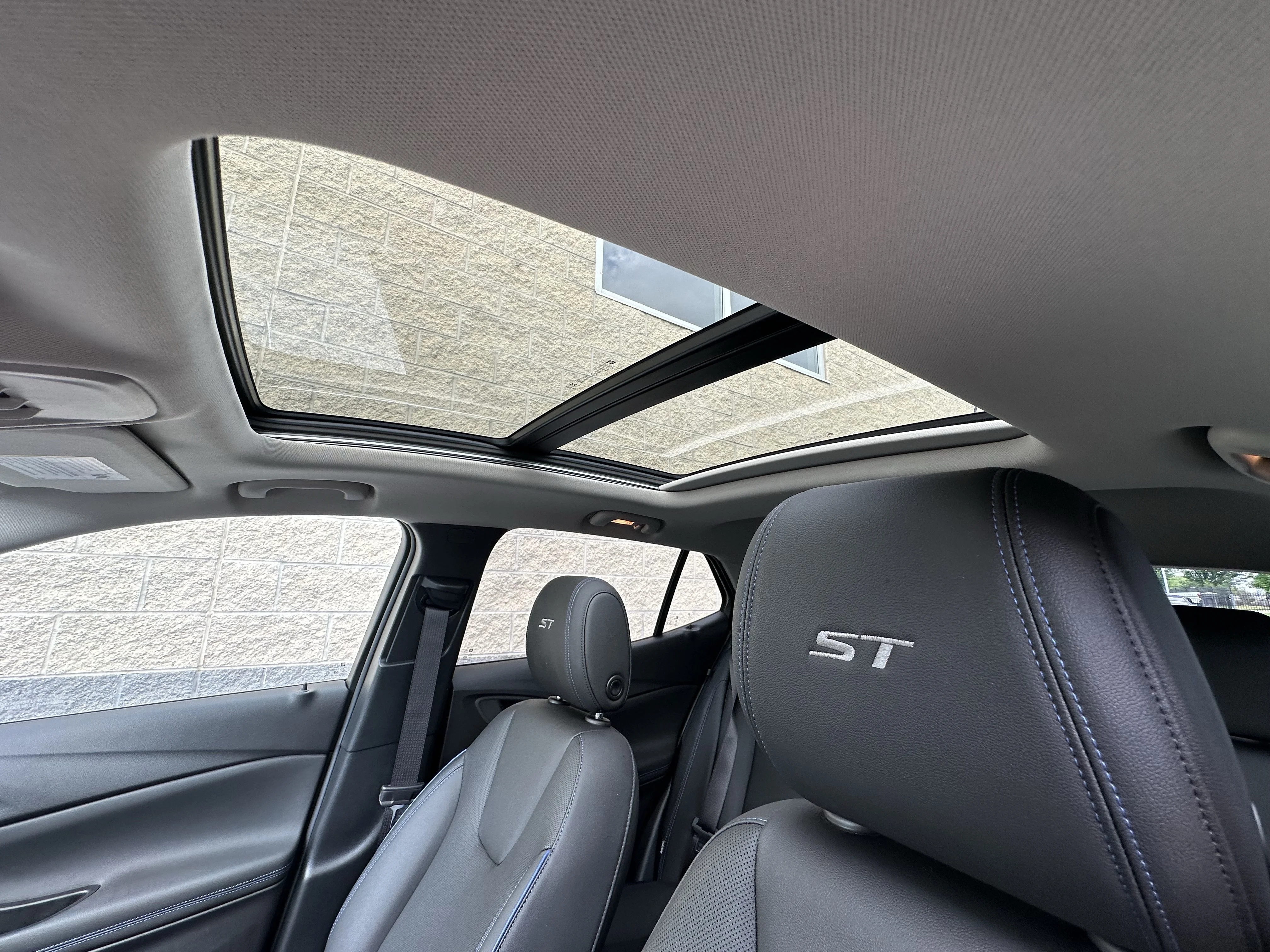 Certified Used 2026  Buick Sport Touring image 17