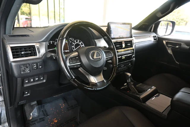 Used 2023 Black Lexus 460 image 21