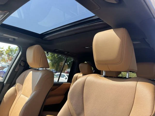 Certified Used 2025 EMINENT WHITE PEARL Lexus 600 Luxury image 34