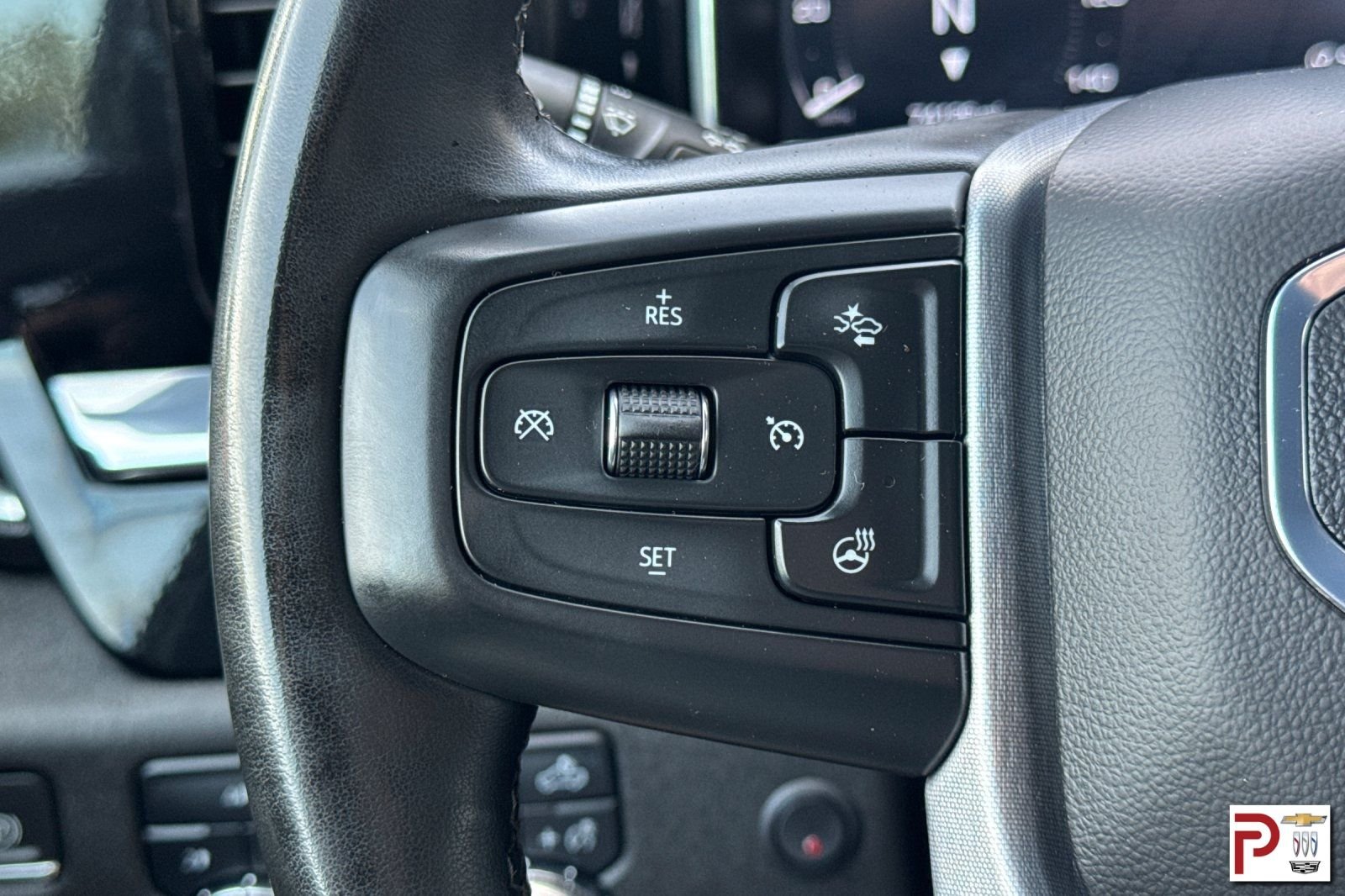 Used 2024 Gray GMC SLE image 25