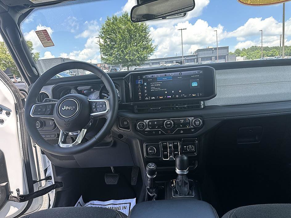 Used 2024 Bright White Clearcoat Jeep Sahara image 18