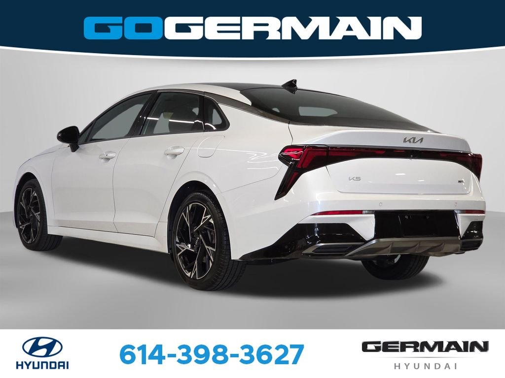 Used 2025 White Kia GT-Line image 10