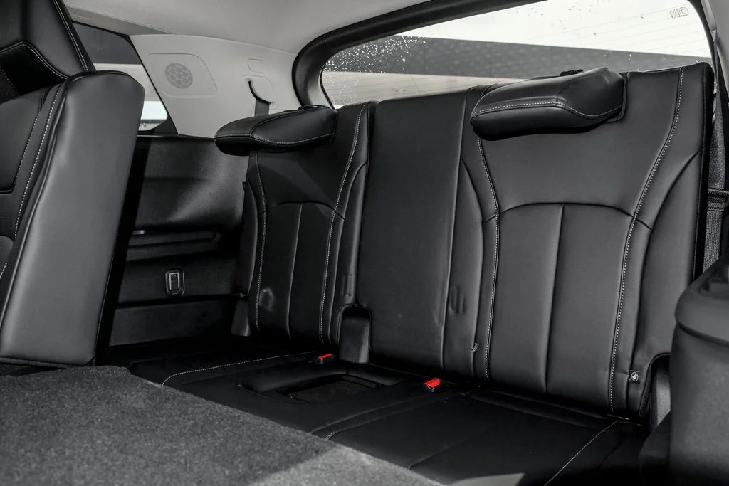 New 2027 MINERAL BLACK INFINITI Luxe AWD image 18