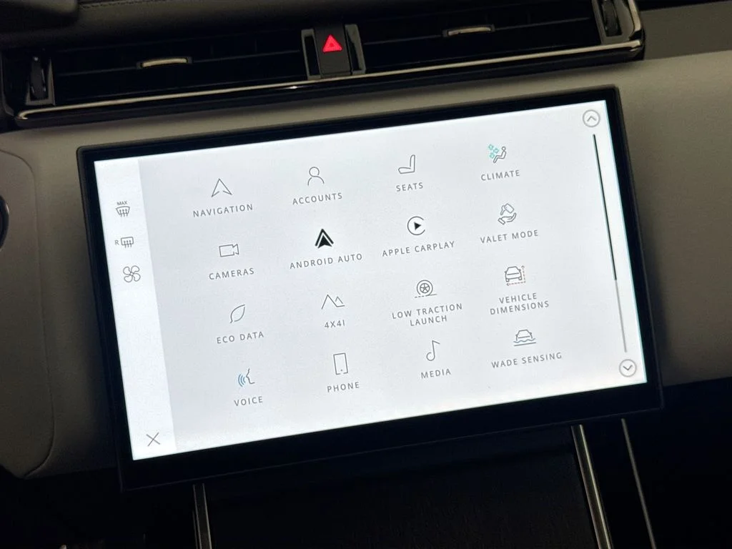 New 2026 Santorini Black Land Rover Belgravia Edition image 15