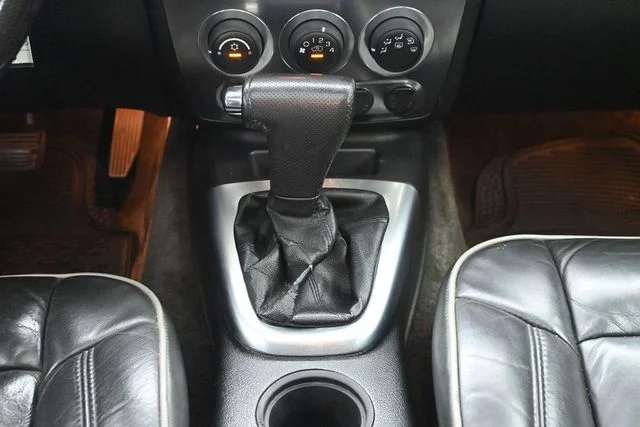 Used 2008 Black Hummer Luxury image 21