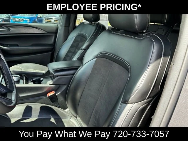 Used 2023 Gray Jeep Altitude X image 13