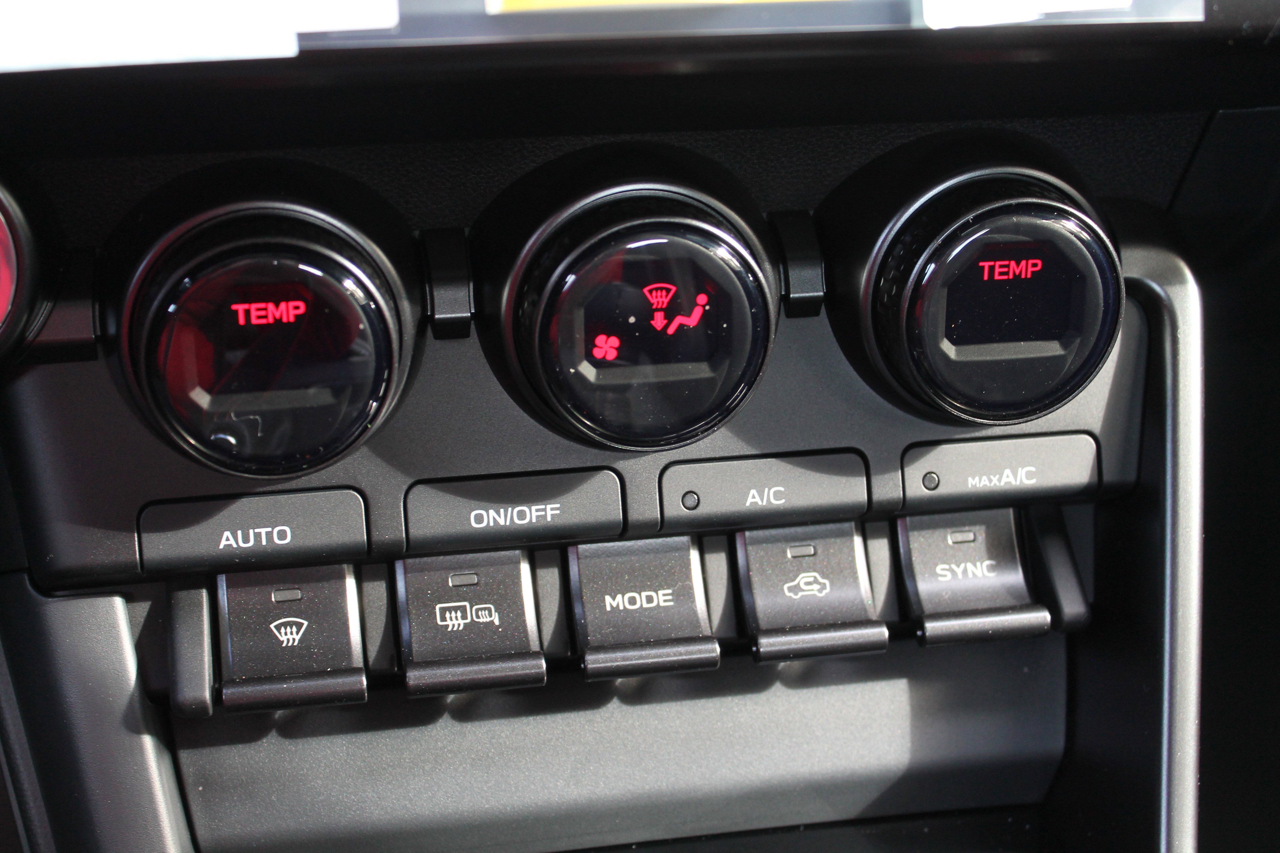 2026 Toyota GR86 Yuzu Edition - Photo 26