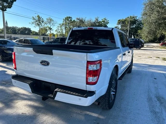 Used 2023 Oxford White Ford XL image 4