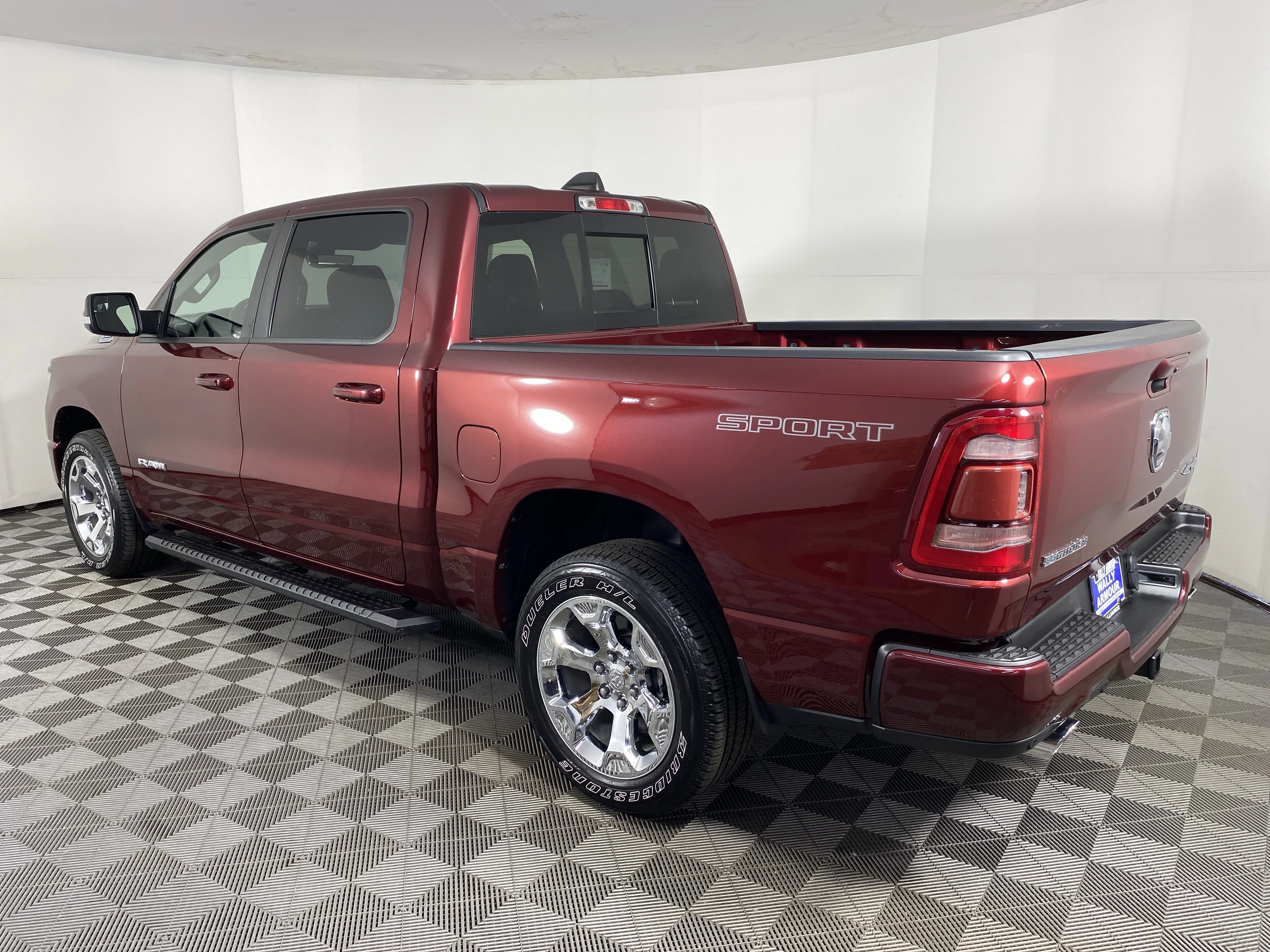 Used 2022 Delmonico Red Pearlcoat Ram Big Horn image 10