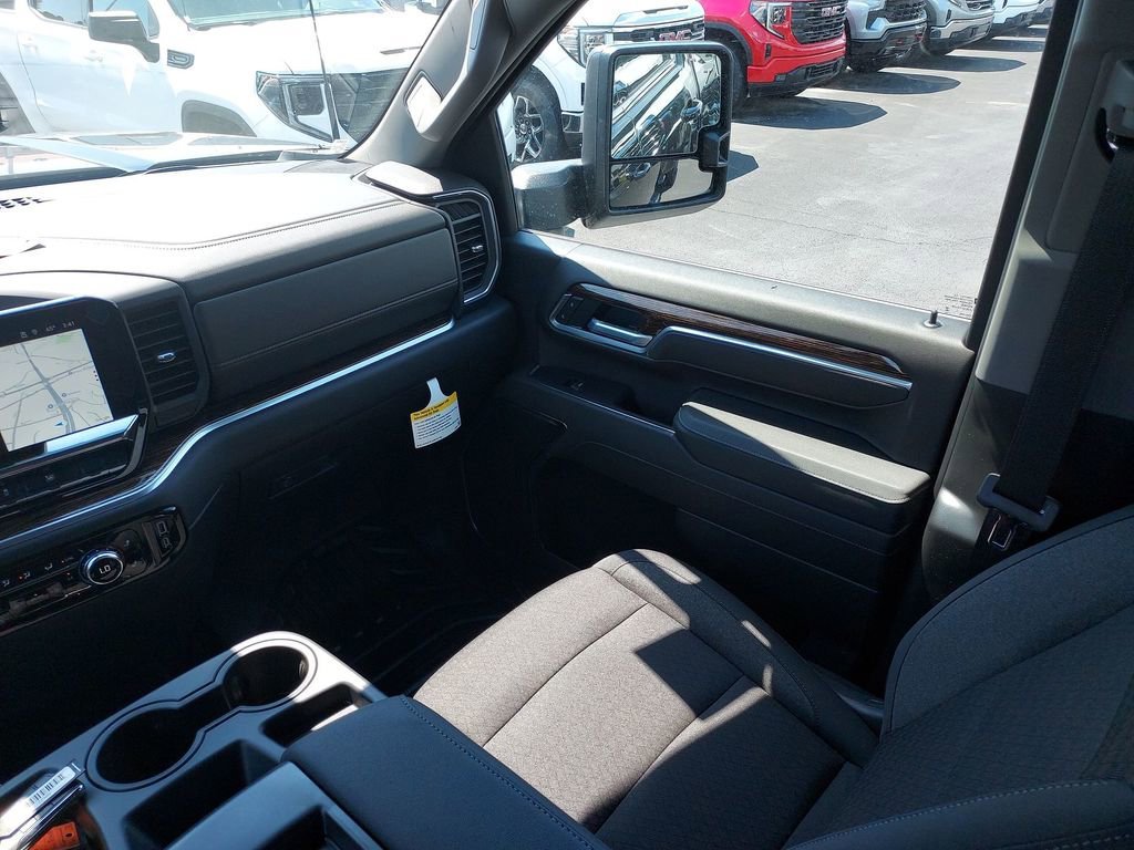 2026 GMC Sierra 3500HD SLE - Photo 11