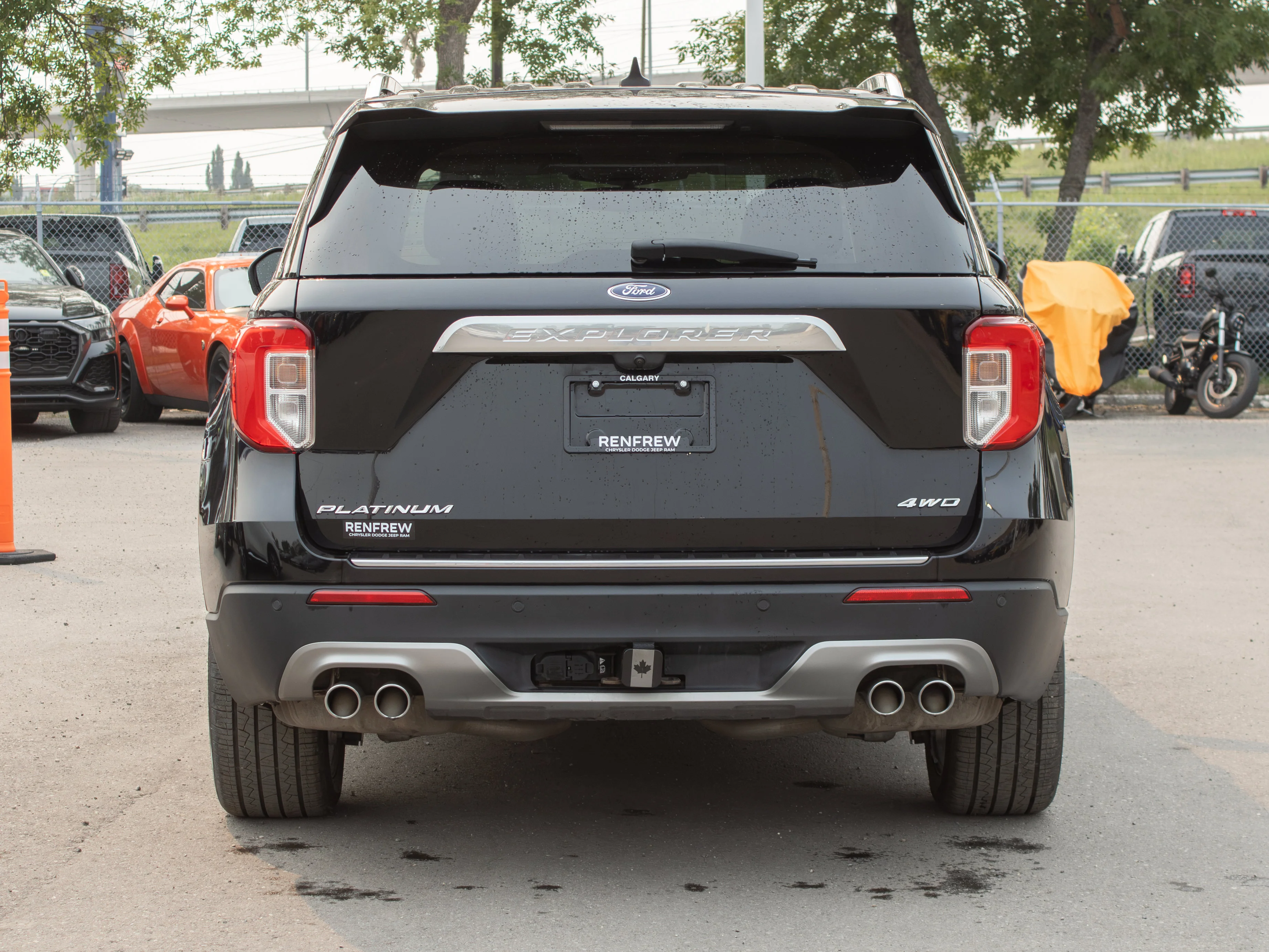 Certified Used 2023 Black Ford Platinum * No Accidents | Apple CarPlay | Luxury 3-Row SUV | Bang & Olufsen | Adaptive Cruise image 16