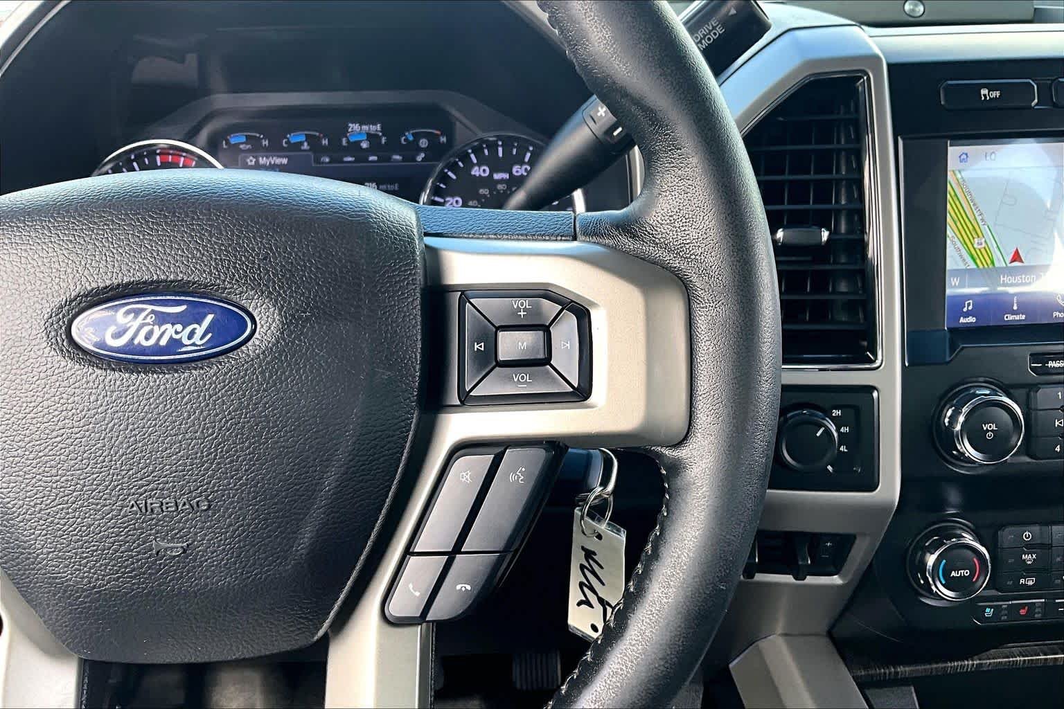 Used 2020 Oxford White Ford LARIAT image 25