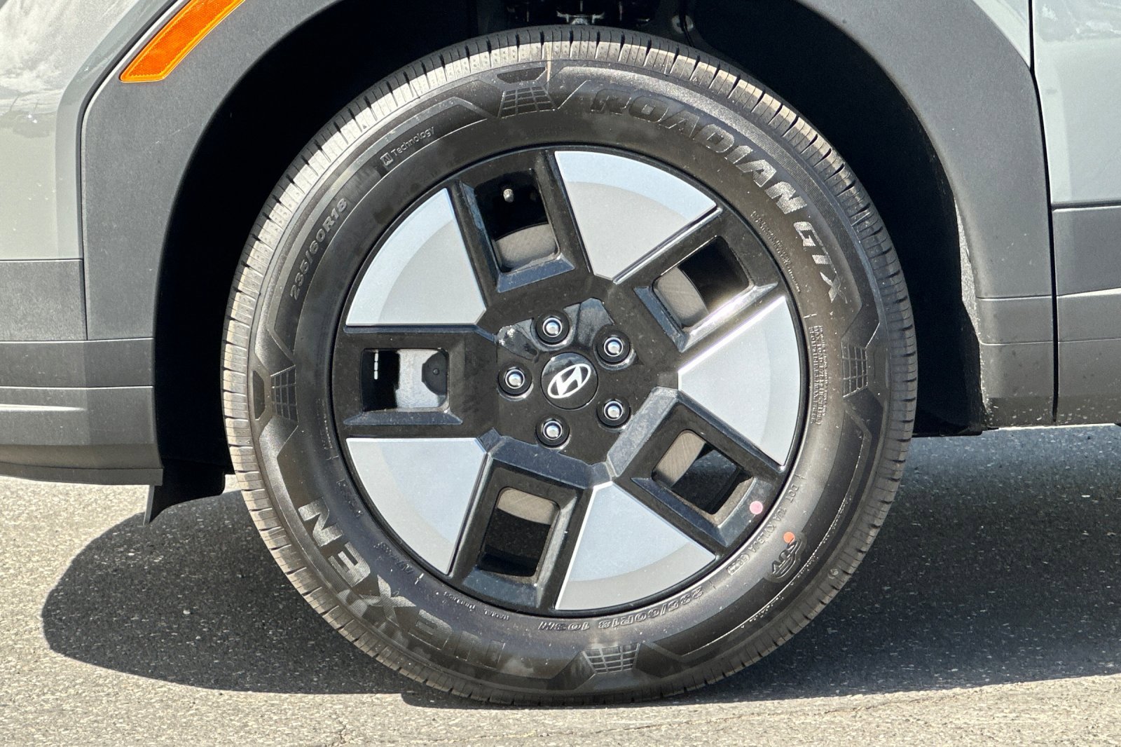 New 2026 Hampton Gray Hyundai SEL image 55