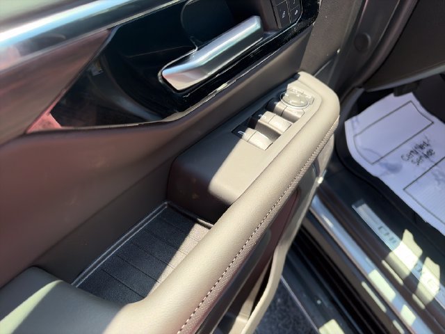 2026 Chevrolet Tahoe Premier - Photo 11