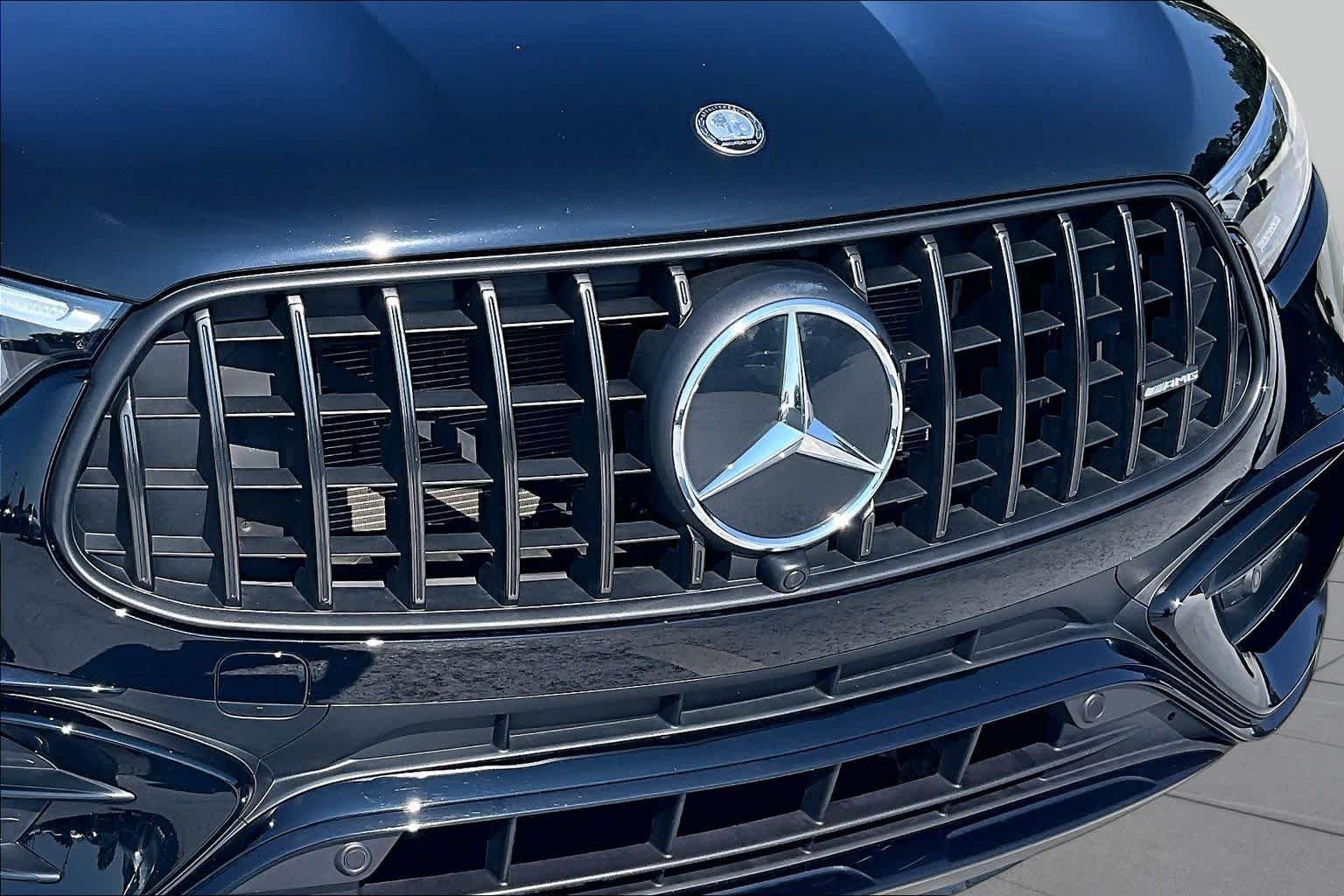 Used 2024 Obsidian Black Metallic Mercedes-Benz AMG® GLC 43 image 30