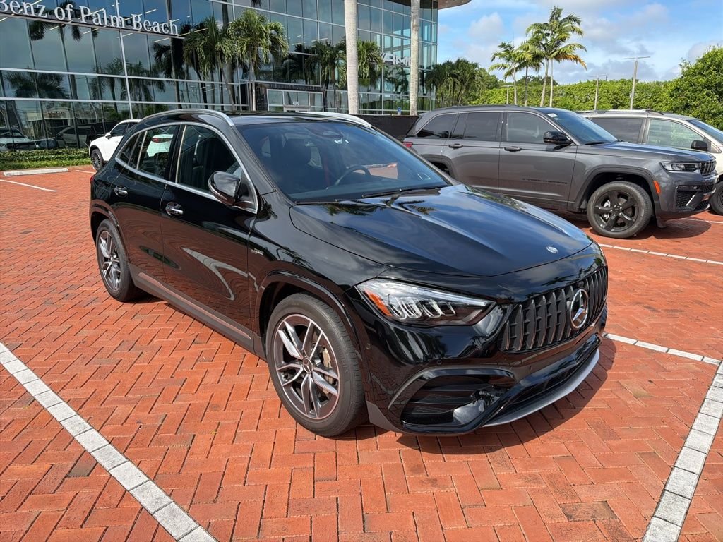 2025 Mercedes-Benz GLA GLA 35 AMG 4MATIC's photo