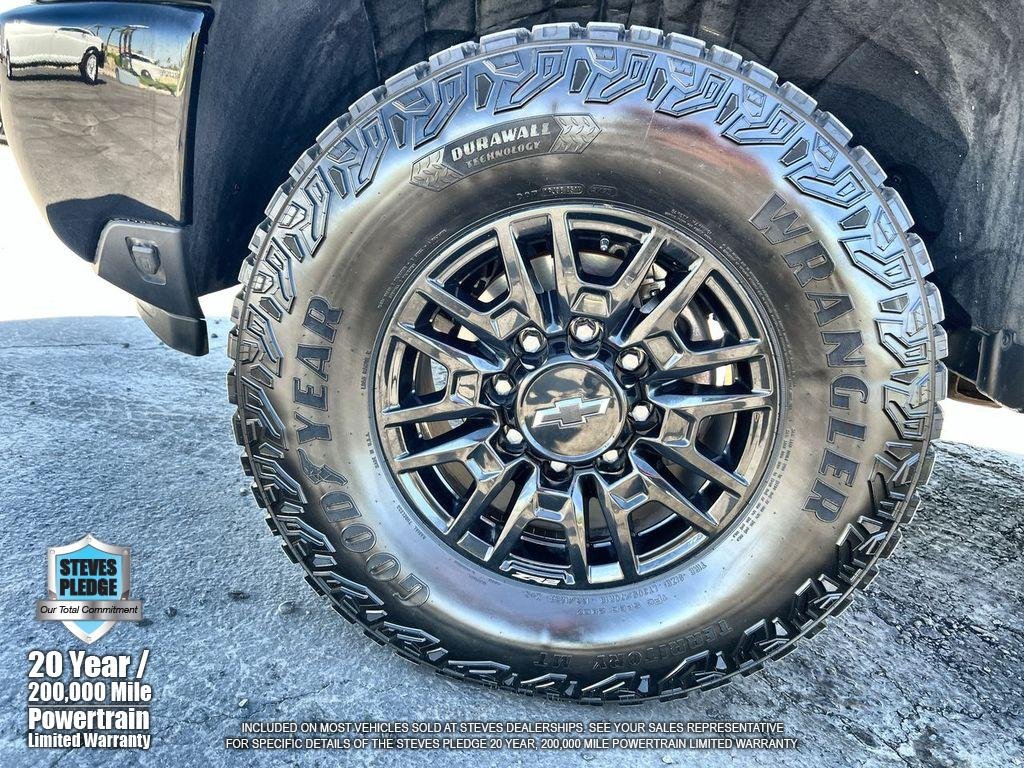 2024 Chevrolet Silverado 2500HD ZR2 - Photo 38