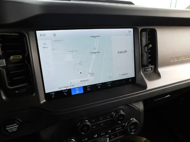 New 2026 Avalanche Gray Ford Badlands® image 77