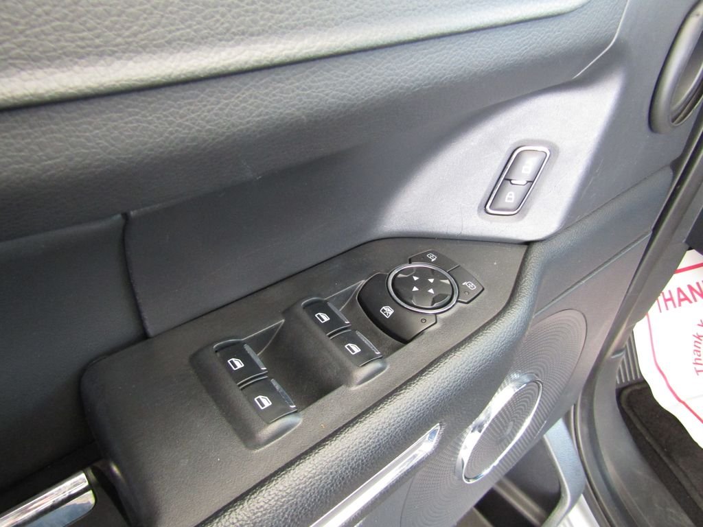 Used 2024 Silver Ford XLT image 22