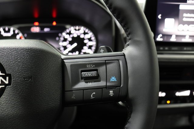 2026 Nissan Rogue Dark Armor - Photo 18