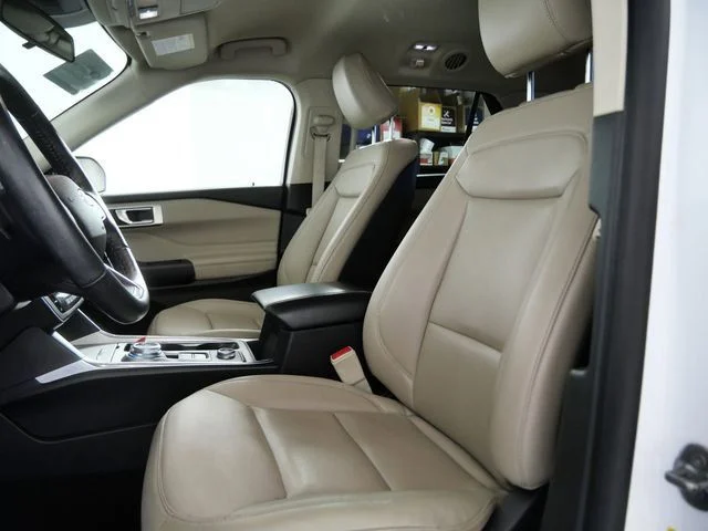 Used 2020 White Ford XLT image 17