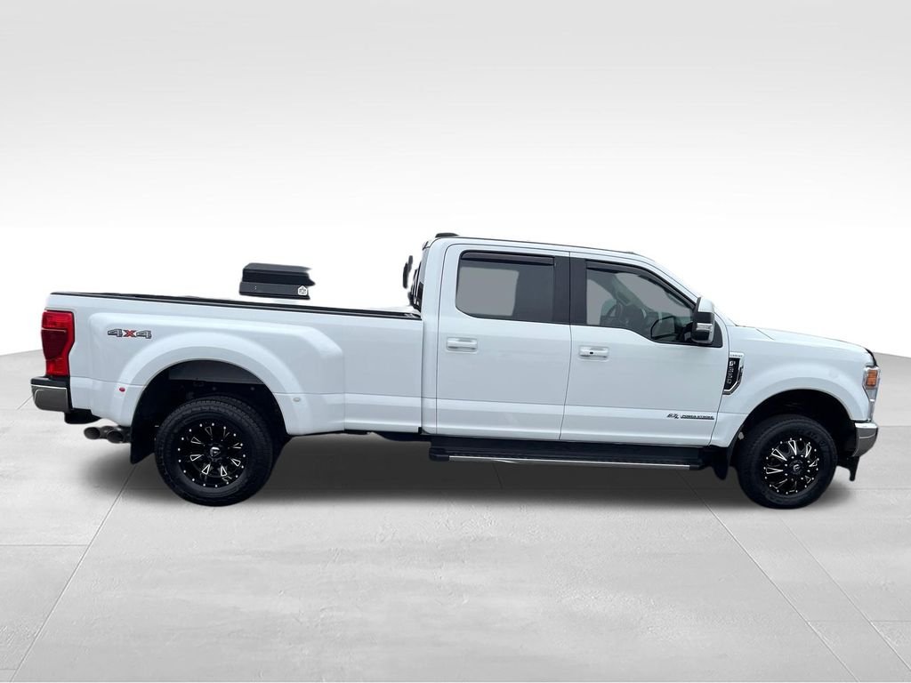 Used 2022 Oxford White Ford Lariat image 6