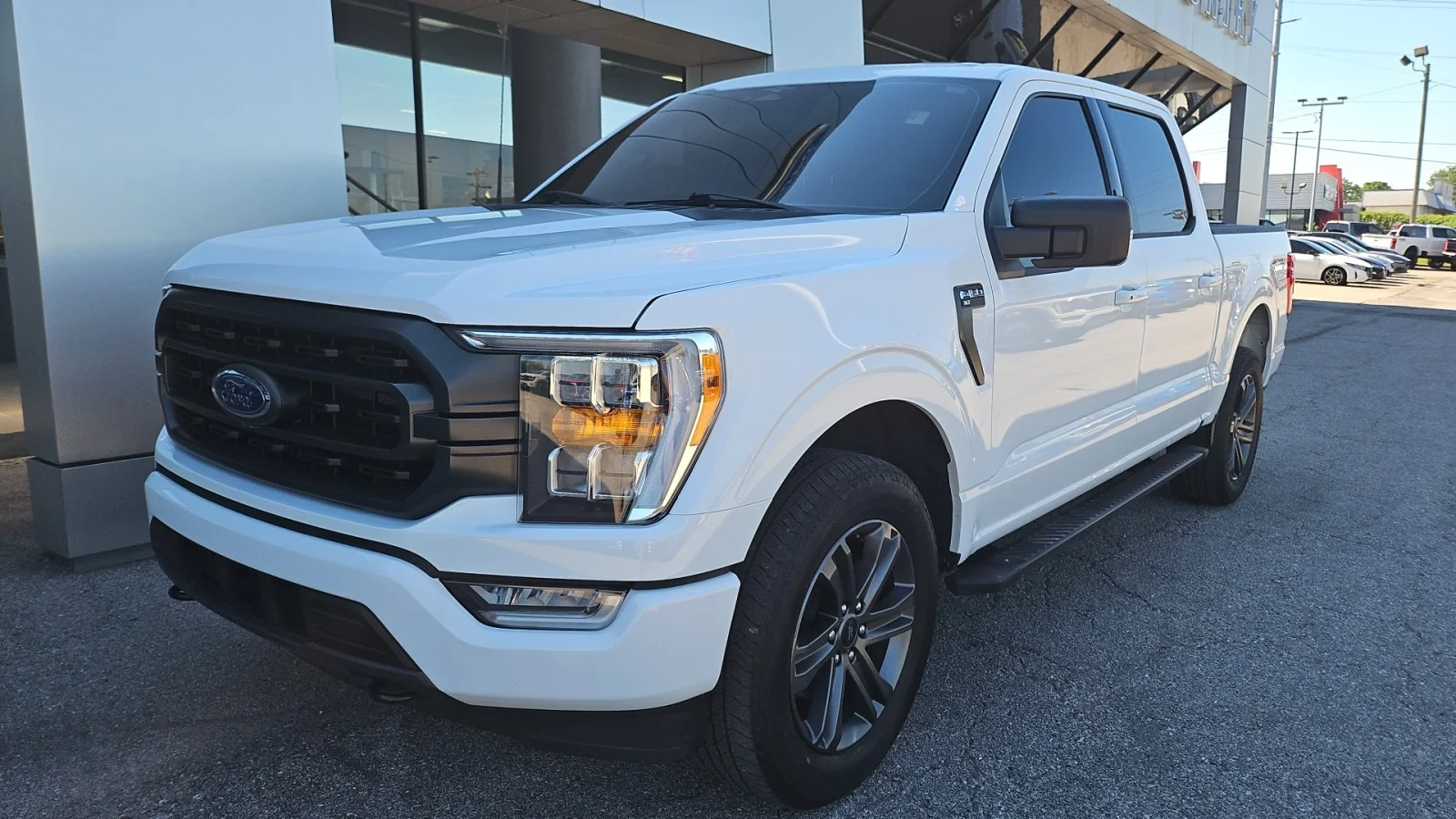 Used 2023 White Ford XLT image 8