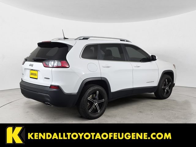 Used 2019 White Jeep Latitude Plus image 5