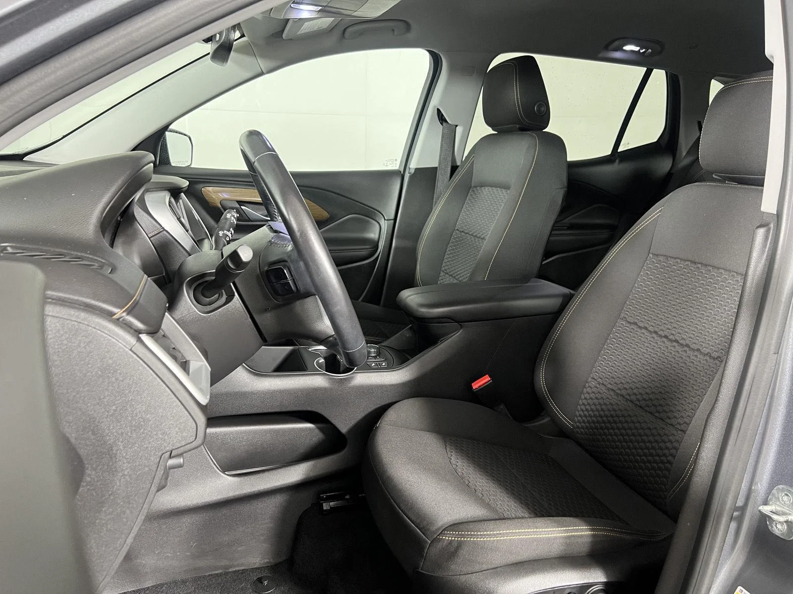 Used 2021 Satin Steel Metallic GMC SLE image 34