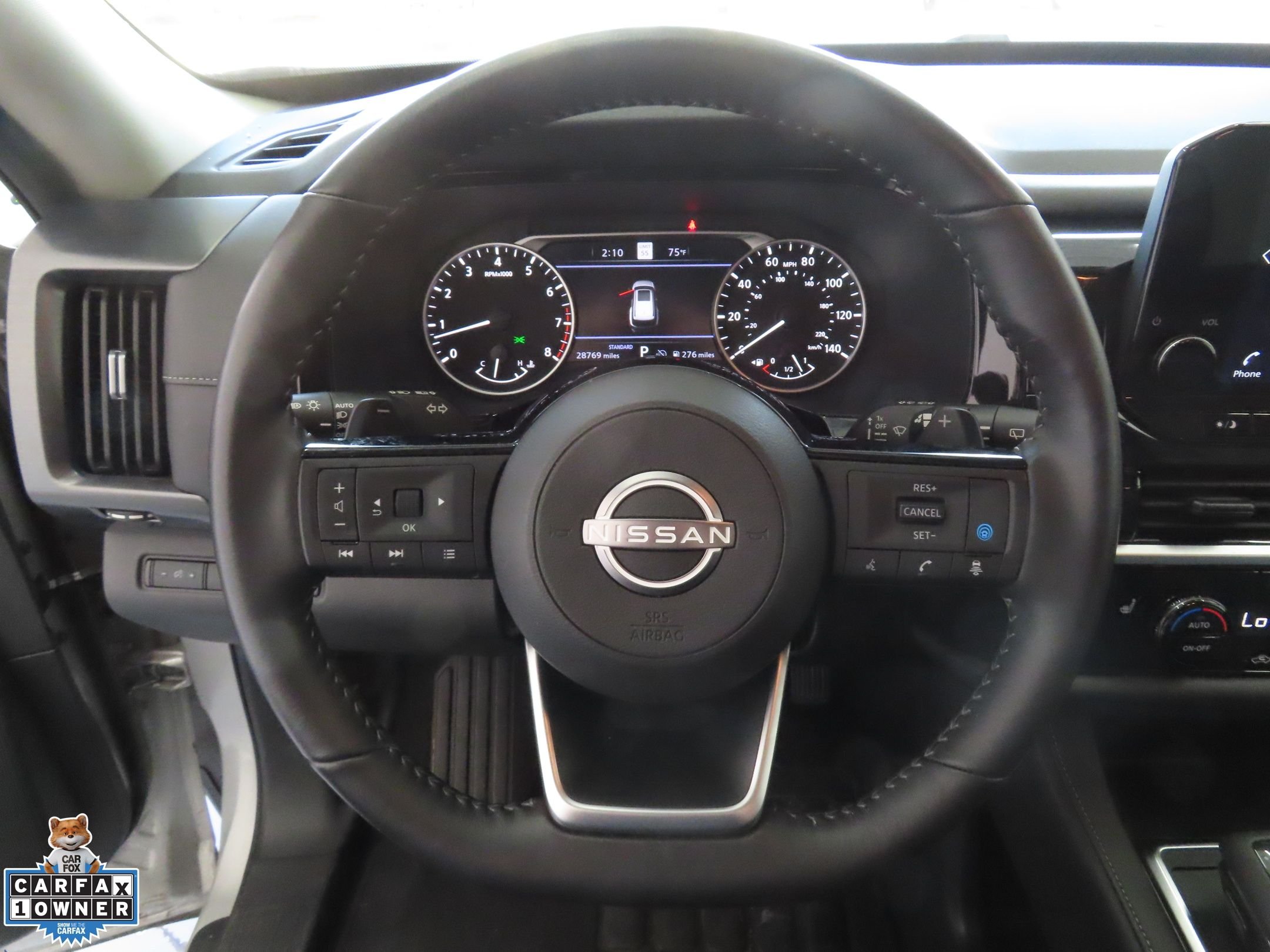 Used 2025 Silver Nissan SL image 16