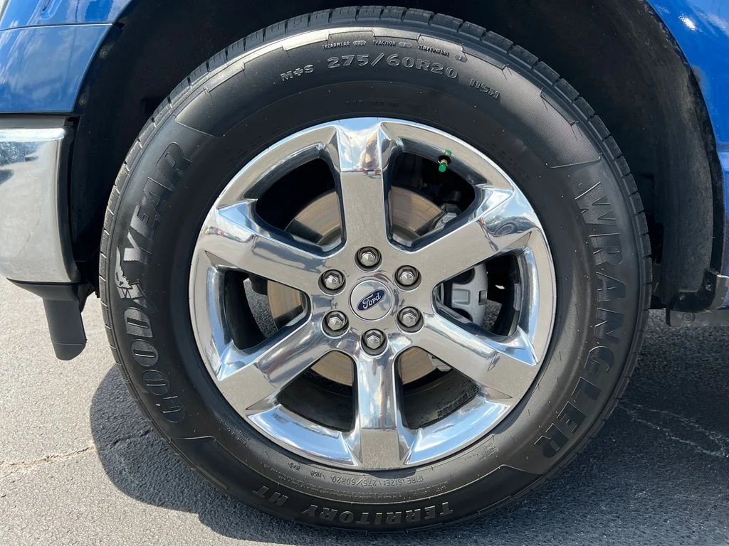 Used 2022 Blue Ford XLT image 12
