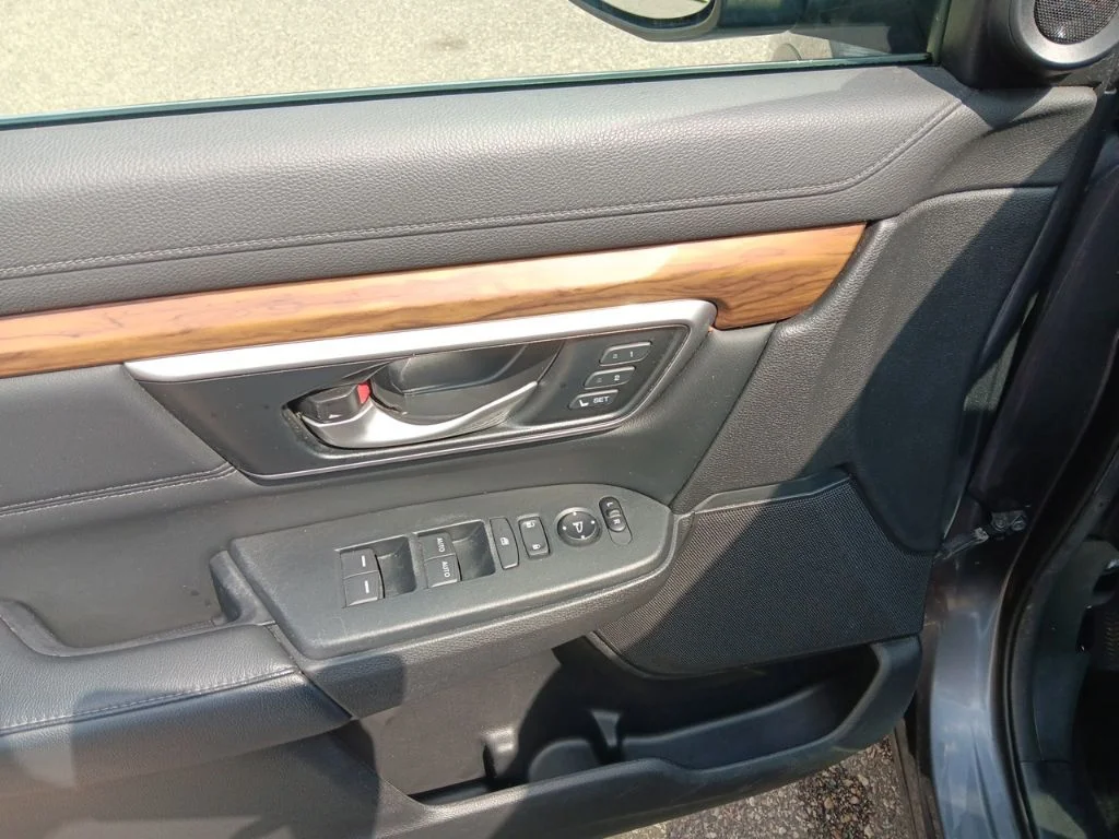 Used 2019 Modern Steel Metallic Honda EX-L image 16