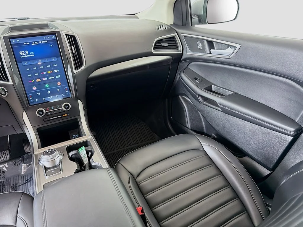 Used 2024 Iconic Silver Metallic Ford SEL image 26