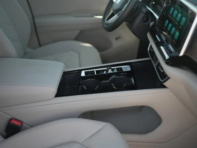 2026 Volkswagen Atlas SE w/Tech - Photo 17