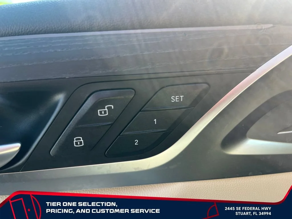 Used 2023 White BMW sDrive30i image 13