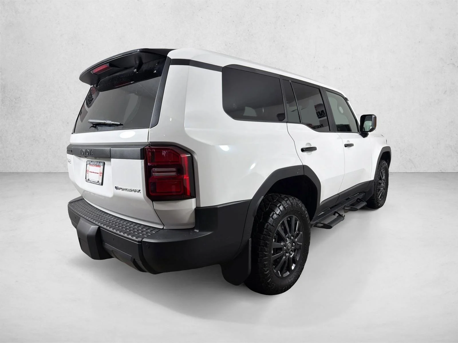 Used 2025 White Toyota 1958 image 3