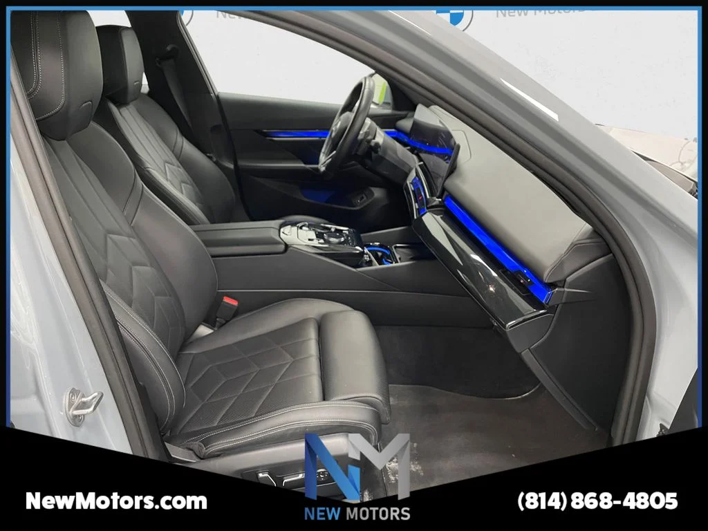 Used 2024 Gray Metallic BMW 540i xDrive image 13