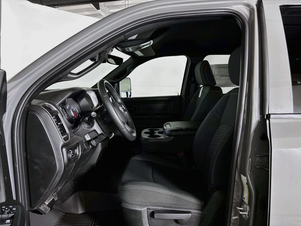 New 2026 Ceramic Gray Clear-Coat Exterior Paint RAM  image 11