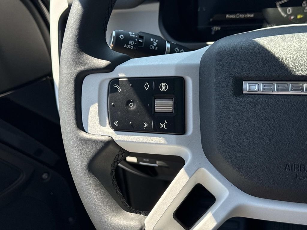 Used 2025 Black Land Rover S image 7