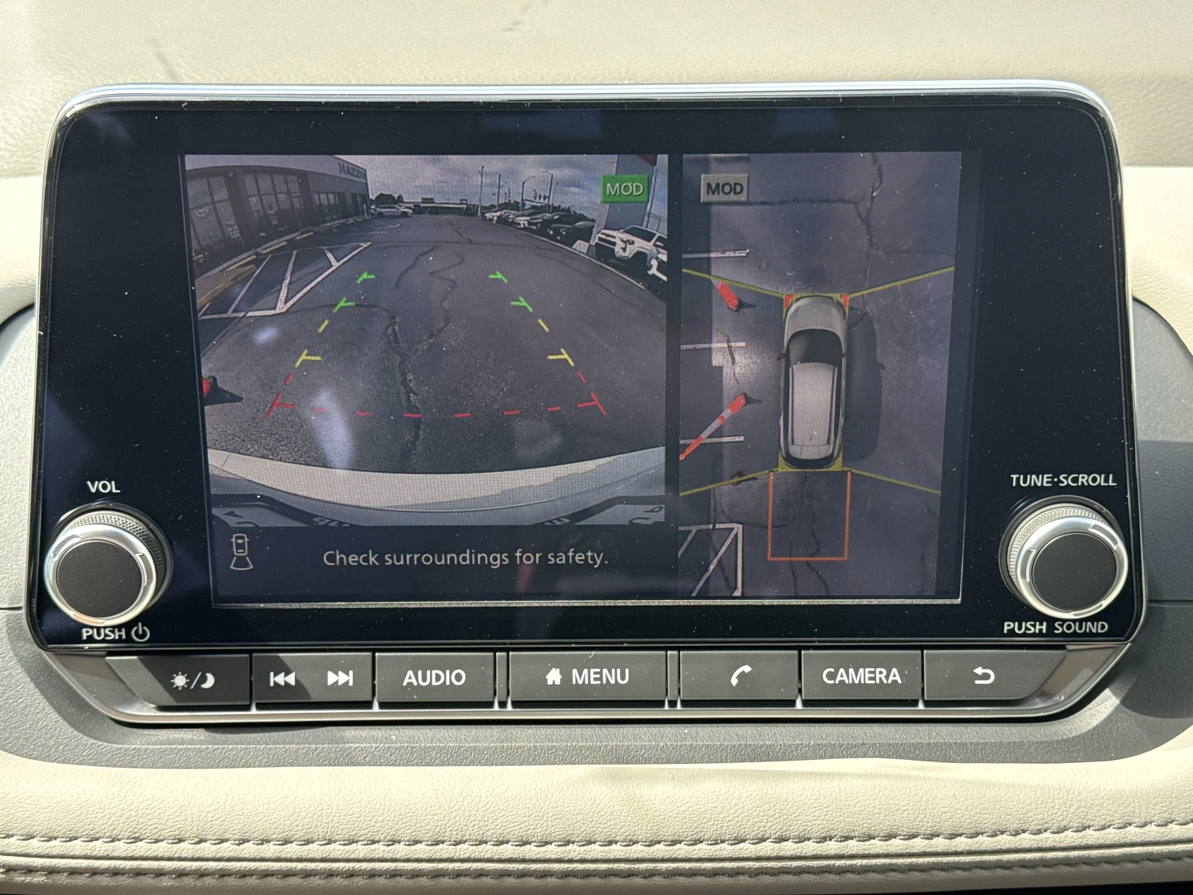 New 2026 Everest White Pearl Tricoat Nissan Dark Armor AWD image 8